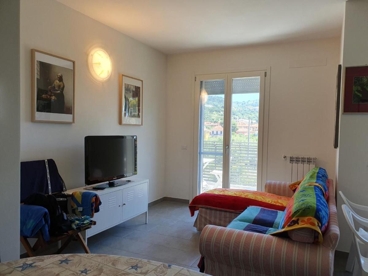 casa di clara Apartment San Bartolomeo Al Mare Bagian luar foto